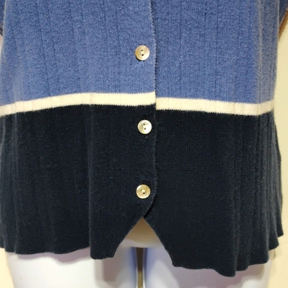 Yarnworks light button up sweater - Picture 6 of 10